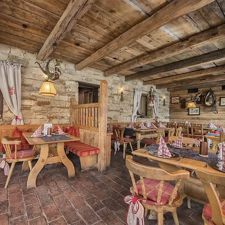 Suedtiroler Stube *