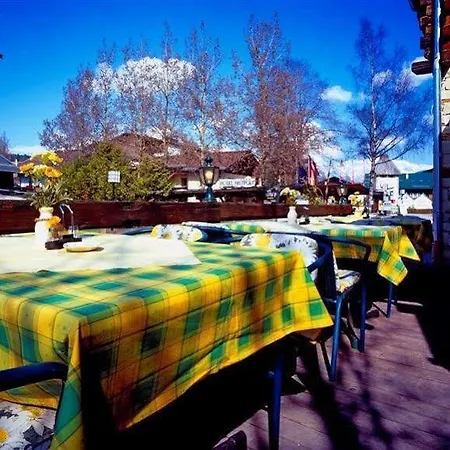 Апартаменти Suedtiroler Stube *