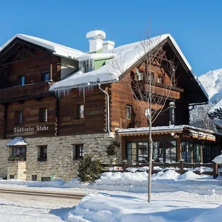Suedtiroler Stube Апартаменты