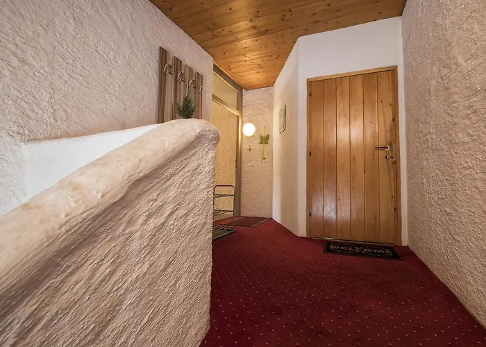 Suedtiroler Stube Appartement *